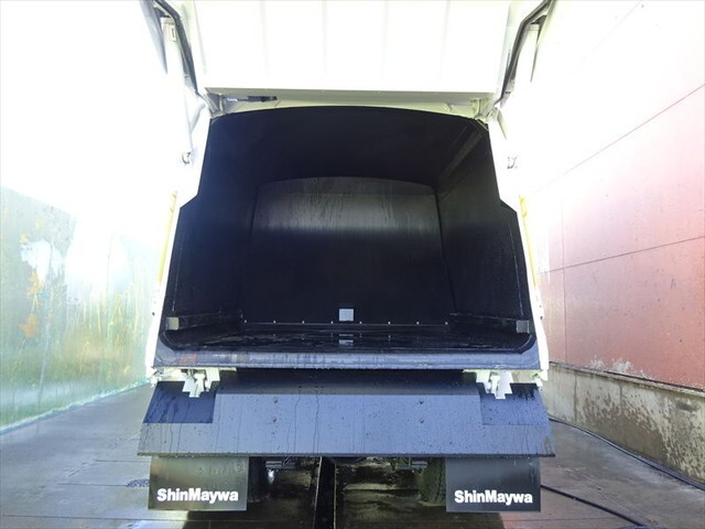 日野デュトロパッカー車（塵芥車）小型（2t・3t）[写真13]