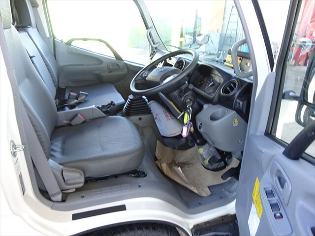 日野デュトロパッカー車（塵芥車）小型（2t・3t）[写真17]