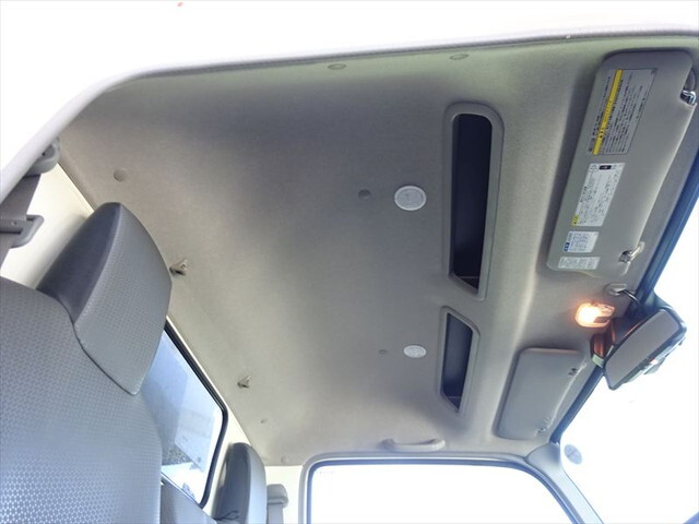 日野デュトロパッカー車（塵芥車）小型（2t・3t）[写真18]