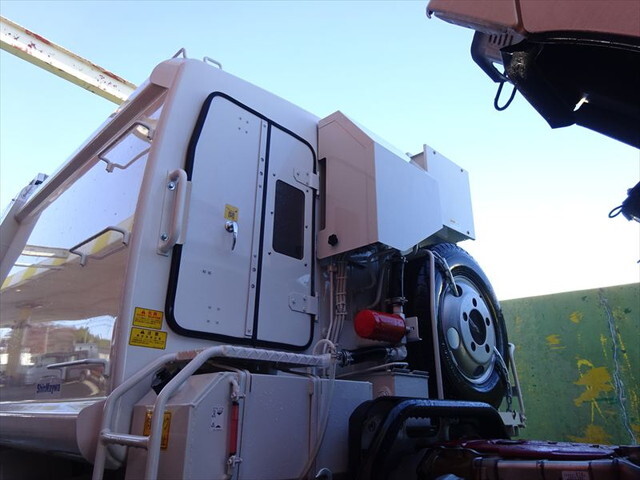 日野デュトロパッカー車（塵芥車）小型（2t・3t）[写真28]