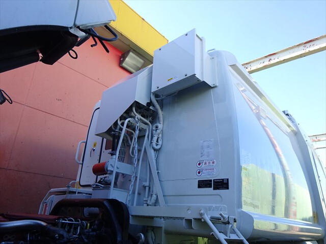 日野デュトロパッカー車（塵芥車）小型（2t・3t）[写真29]