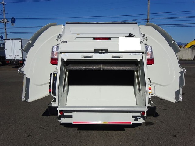 日野デュトロパッカー車（塵芥車）小型（2t・3t）[写真08]