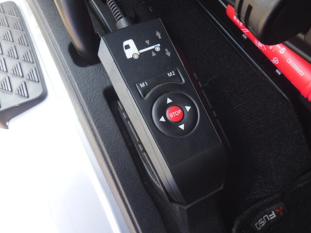 三菱ふそうスーパーグレートアルミウイング大型（10t）[写真33]