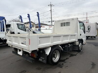 いすゞエルフダンプ小型（2t・3t）[写真05]