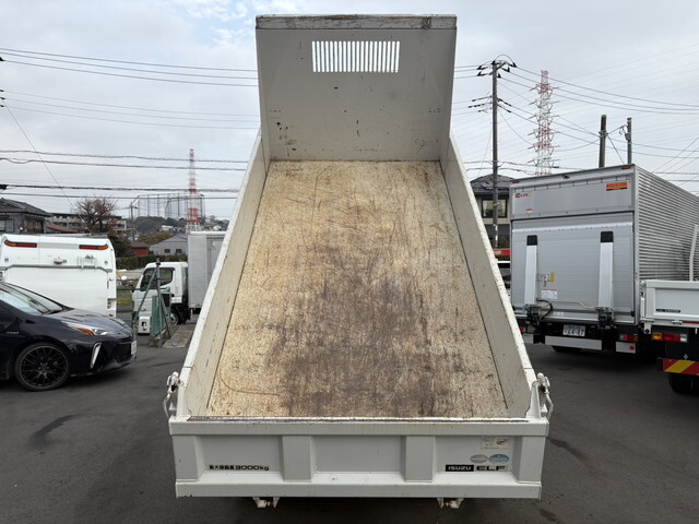 いすゞエルフダンプ小型（2t・3t）[写真07]