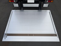 三菱ふそうキャンターアルミバン小型（2t・3t）[写真11]