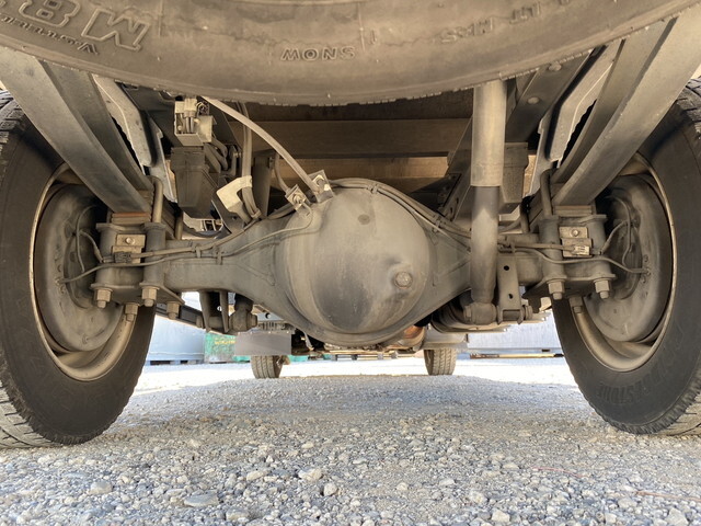 いすゞエルフ平ボディ小型（2t・3t）[写真15]