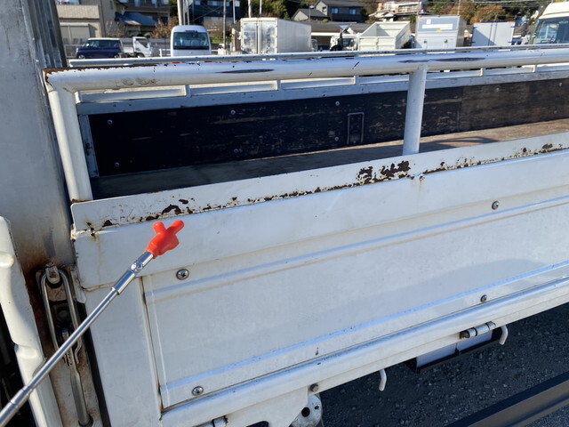 いすゞエルフ平ボディ小型（2t・3t）[写真30]