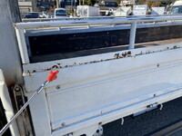 いすゞエルフ平ボディ小型（2t・3t）[写真31]