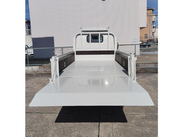 トヨタダイナ平ボディ小型（2t・3t）[写真11]