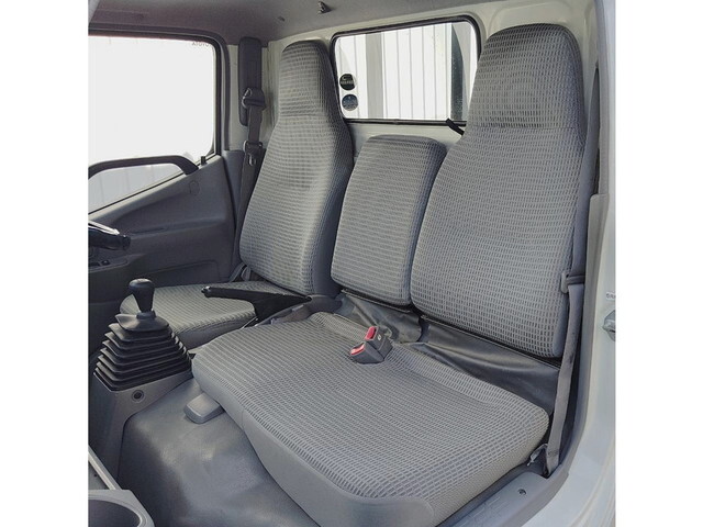 トヨタダイナ平ボディ小型（2t・3t）[写真14]