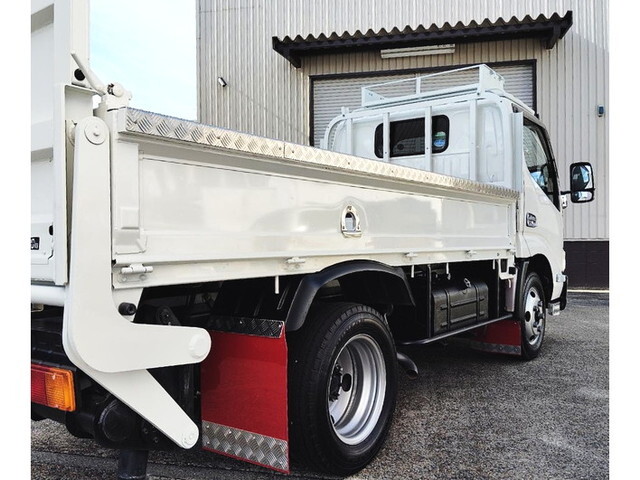 トヨタダイナ平ボディ小型（2t・3t）[写真08]