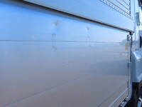 いすゞギガアルミウイング大型（10t）[写真36]