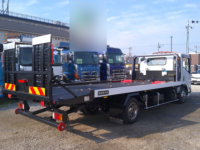 いすゞエルフキャリアカー小型（2t・3t）[写真04]