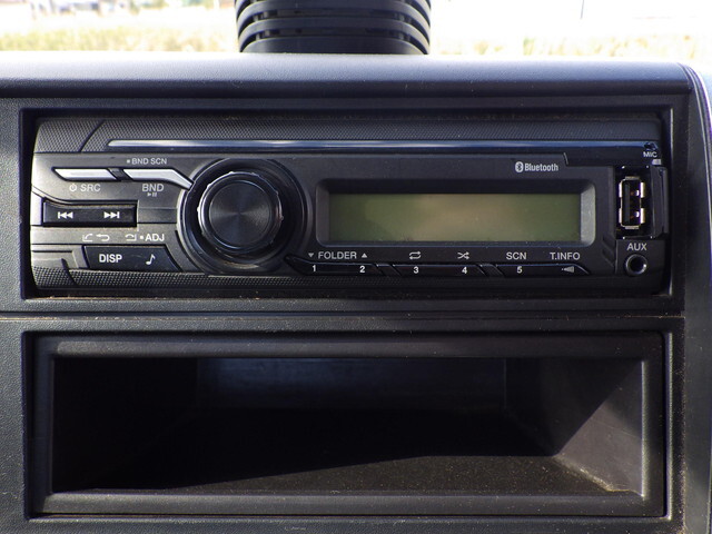 三菱ふそうキャンター平ボディ小型（2t・3t）[写真11]