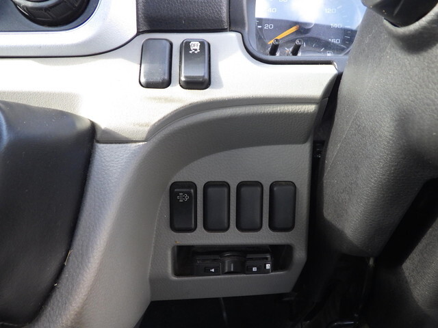 三菱ふそうキャンター平ボディ小型（2t・3t）[写真15]