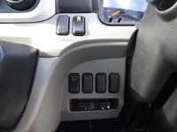 三菱ふそうキャンター平ボディ小型（2t・3t）[写真16]