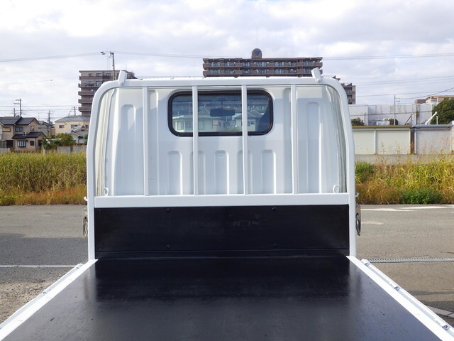 三菱ふそうキャンター平ボディ小型（2t・3t）[写真23]