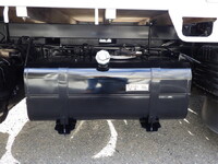 三菱ふそうキャンター平ボディ小型（2t・3t）[写真27]