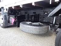 三菱ふそうキャンター平ボディ小型（2t・3t）[写真34]