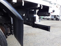 三菱ふそうキャンター平ボディ小型（2t・3t）[写真35]