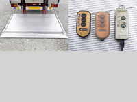 いすゞフォワードアルミウイング中型（4t）[写真10]