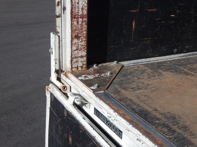 トヨタその他の車種カーテン車小型（2t・3t）[写真10]