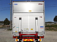 いすゞフォワードアルミウイング中型（4t）[写真02]