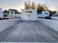 いすゞフォワードアルミブロック中型（4t）[写真14]