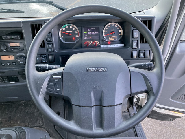 いすゞフォワードアルミブロック中型（4t）[写真31]