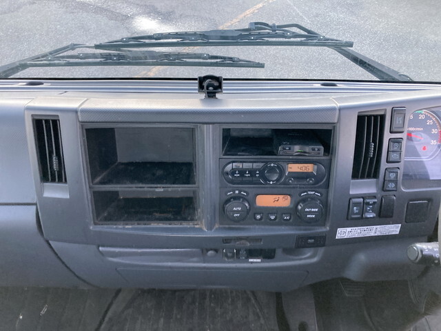 いすゞフォワードアルミブロック中型（4t）[写真33]