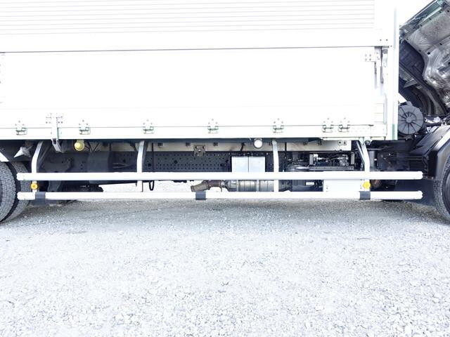 いすゞフォワードアルミウイング中型（4t）[写真13]