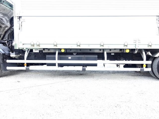 いすゞフォワードアルミウイング中型（4t）[写真16]