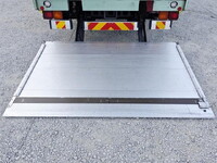 いすゞフォワードアルミウイング中型（4t）[写真10]