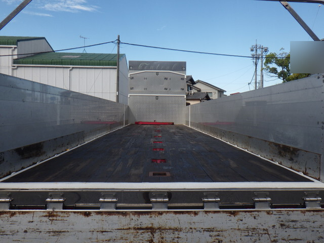 日野プロフィアアルミブロック大型（10t）[写真10]