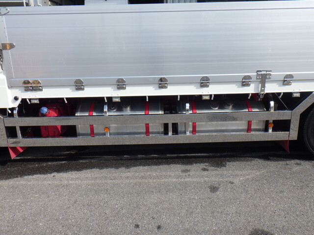 日野プロフィアアルミブロック大型（10t）[写真17]