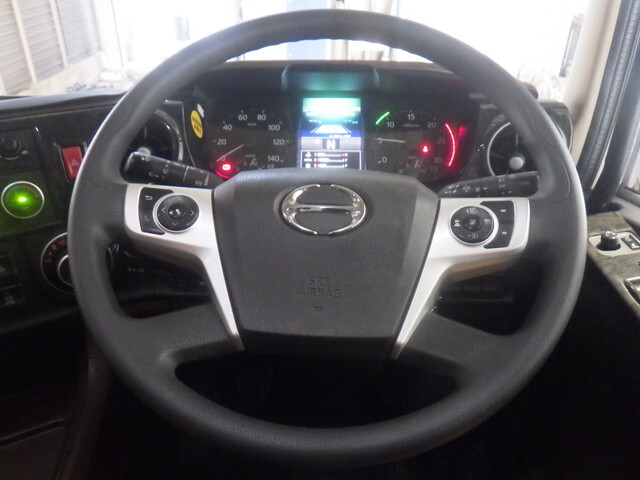 日野プロフィアアルミブロック大型（10t）[写真28]