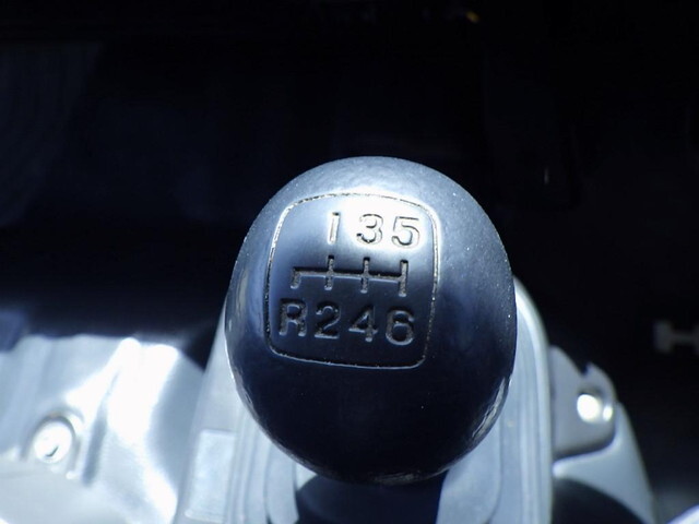 日野レンジャークレーン4段中型（4t）[写真15]