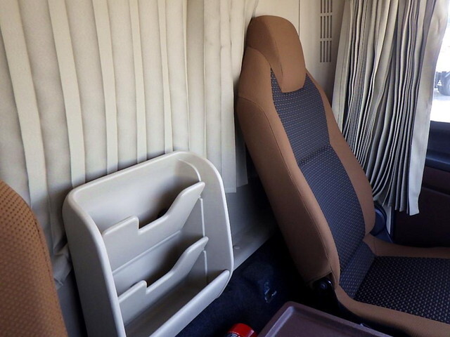 日野レンジャーパネルバン中型（4t）[写真39]