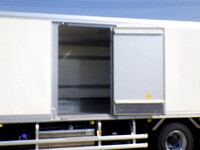 日野レンジャーパネルバン中型（4t）[写真06]