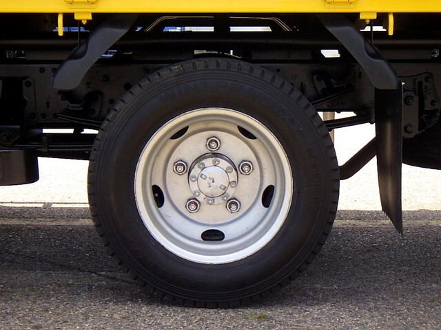 いすゞエルフダブルキャブ（Wキャブ）小型（2t・3t）[写真21]