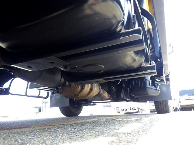 いすゞエルフダブルキャブ（Wキャブ）小型（2t・3t）[写真27]