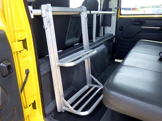 いすゞエルフダブルキャブ（Wキャブ）小型（2t・3t）[写真37]