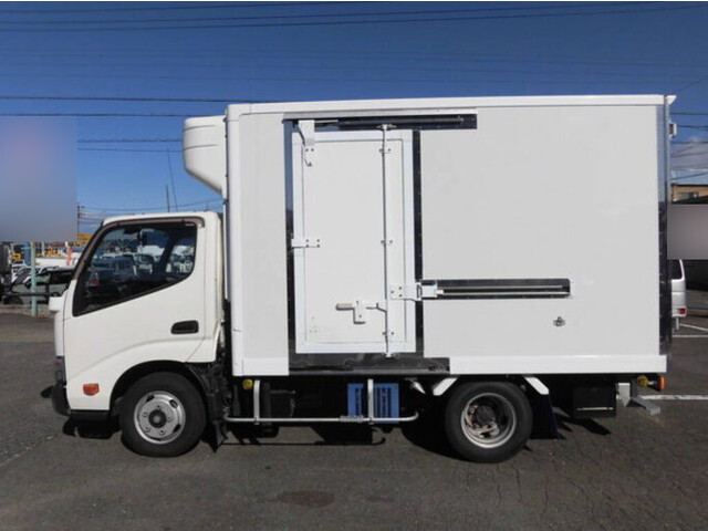 トヨタトヨエース冷凍車（冷蔵車）小型（2t・3t）[写真05]