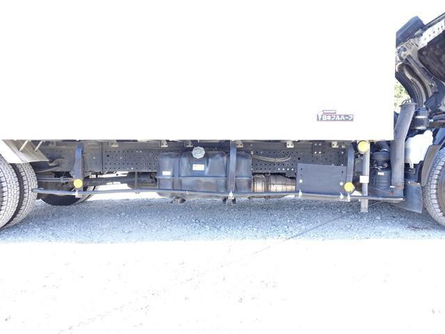 いすゞエルフ冷凍車（冷蔵車）小型（2t・3t）[写真13]