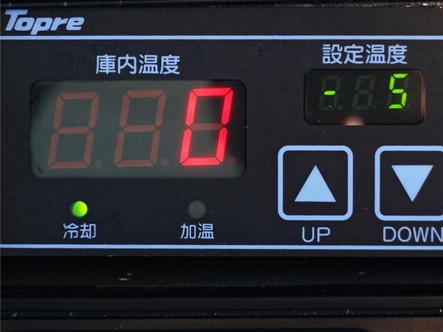 いすゞエルフ冷凍車（冷蔵車）小型（2t・3t）[写真03]