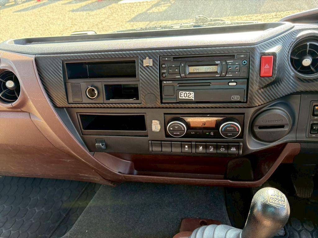 日野レンジャーアルミウイング中型（4t）[写真22]