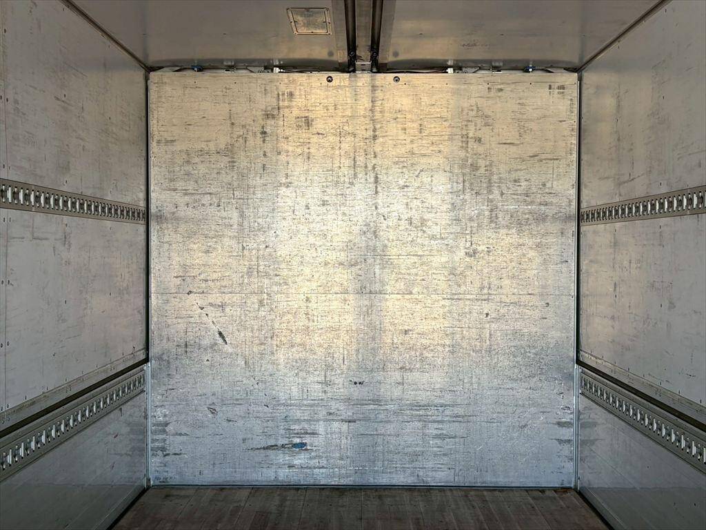 日野レンジャーアルミウイング中型（4t）[写真07]