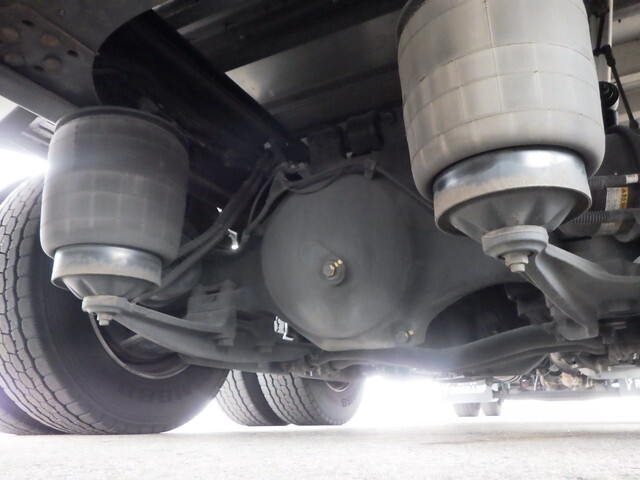 日野プロフィアアルミウイング大型（10t）[写真27]