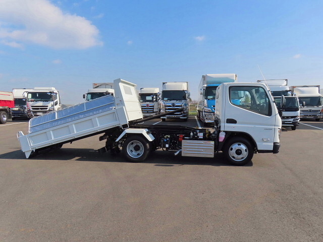 三菱ふそうキャンターローダーダンプ小型（2t・3t）[写真02]